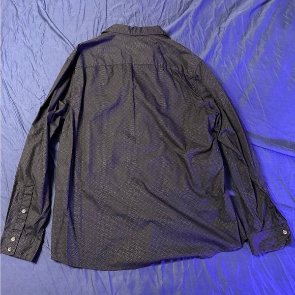 Button down shirt - Picture 3 of 6